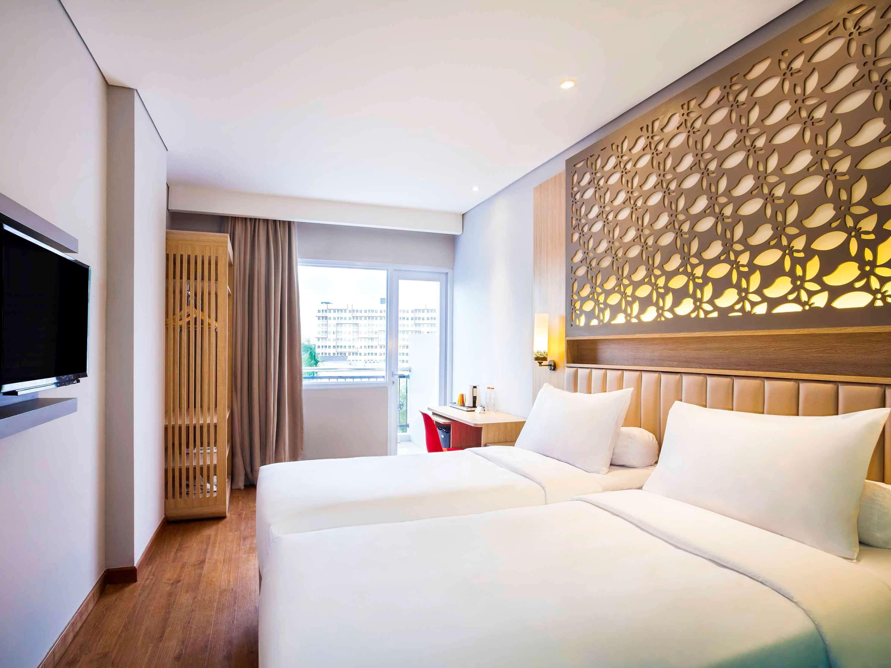 Hotel Ibis Styles Cikarang Exterior foto
