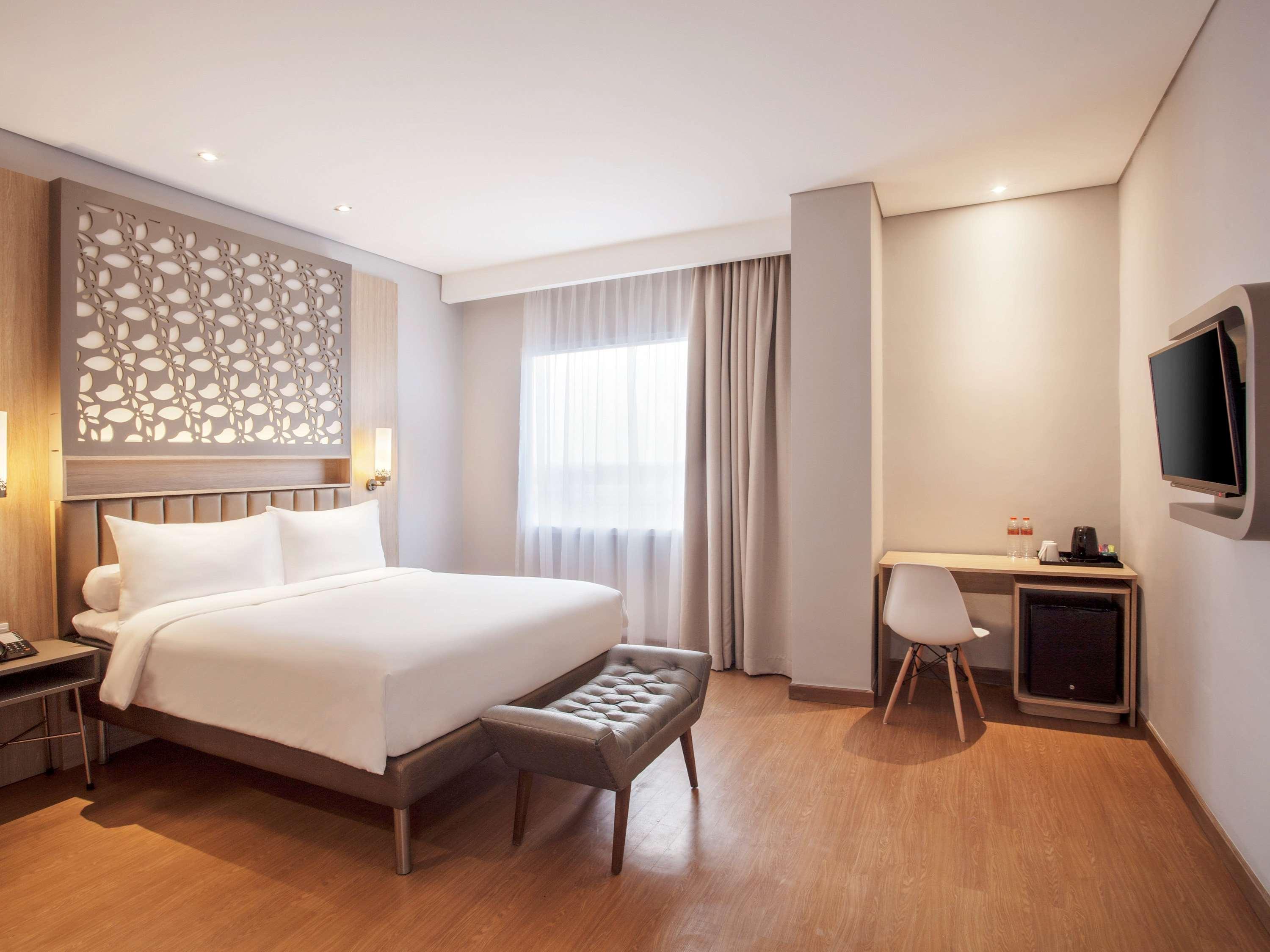 Hotel Ibis Styles Cikarang Exterior foto