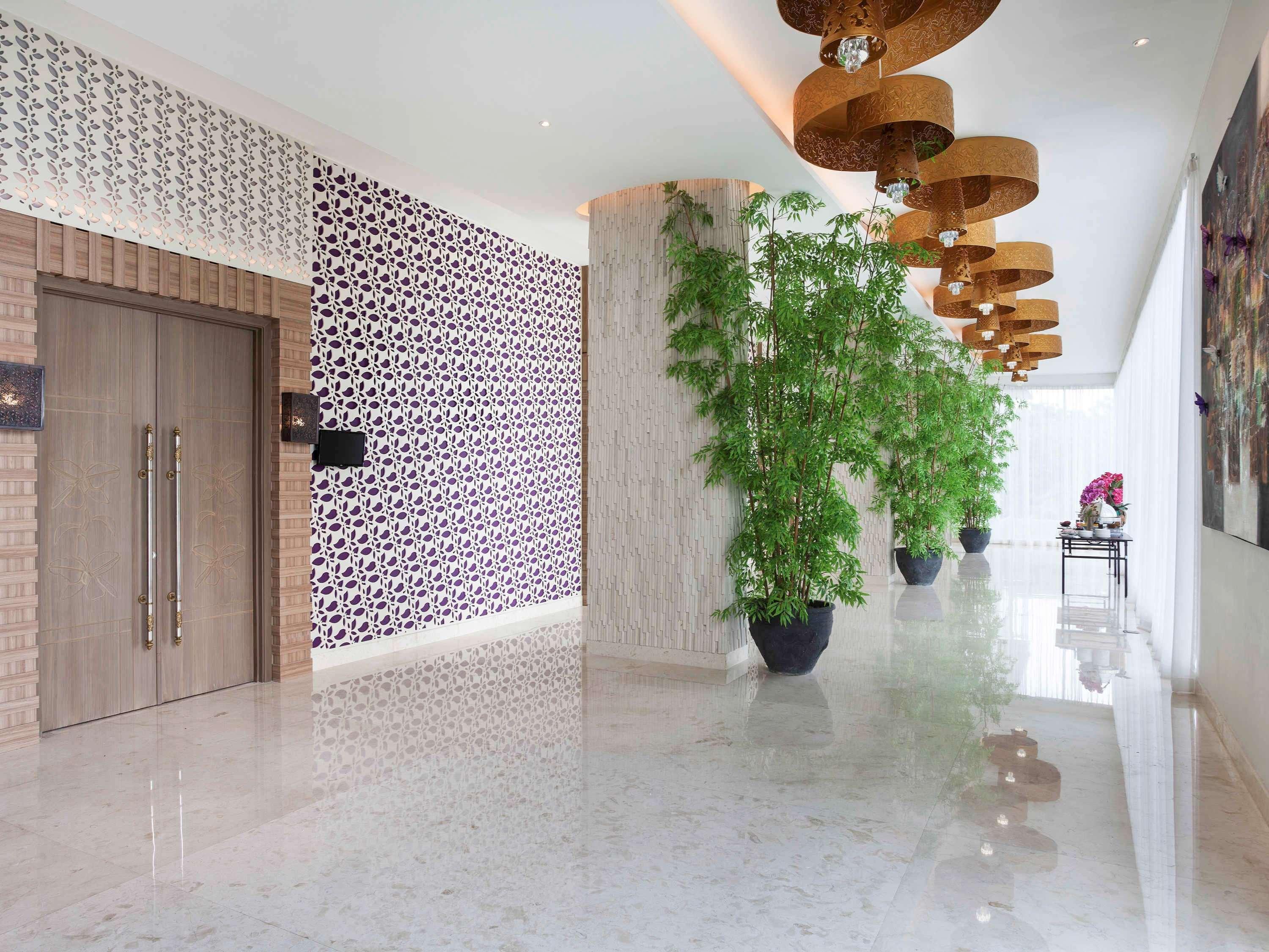 Hotel Ibis Styles Cikarang Exterior foto