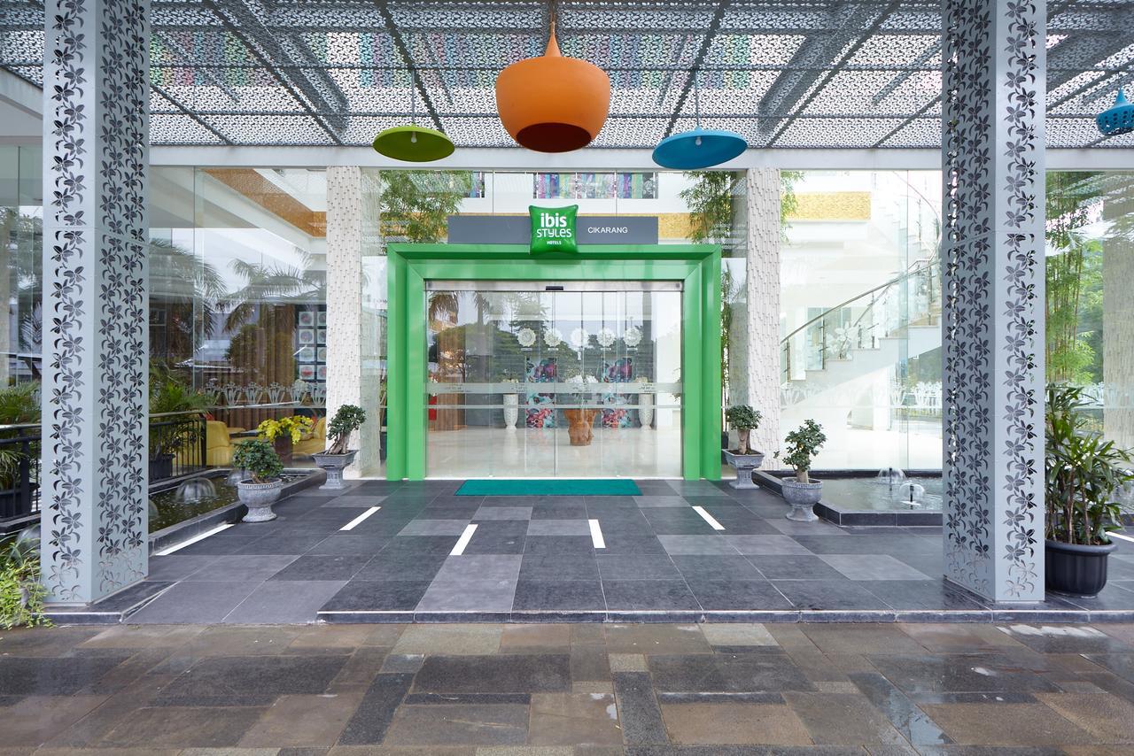 Hotel Ibis Styles Cikarang Exterior foto